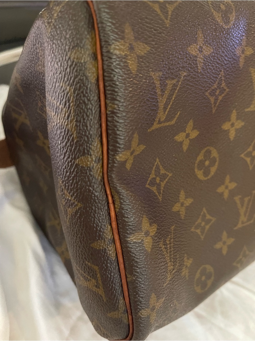 Louis Vuitton Monogram Speedy 30 - Picture 5 of 16